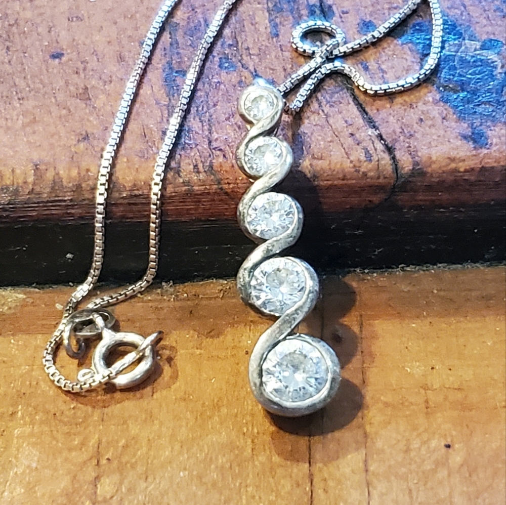 THL Sterling CZ Diamond pendant & Chain